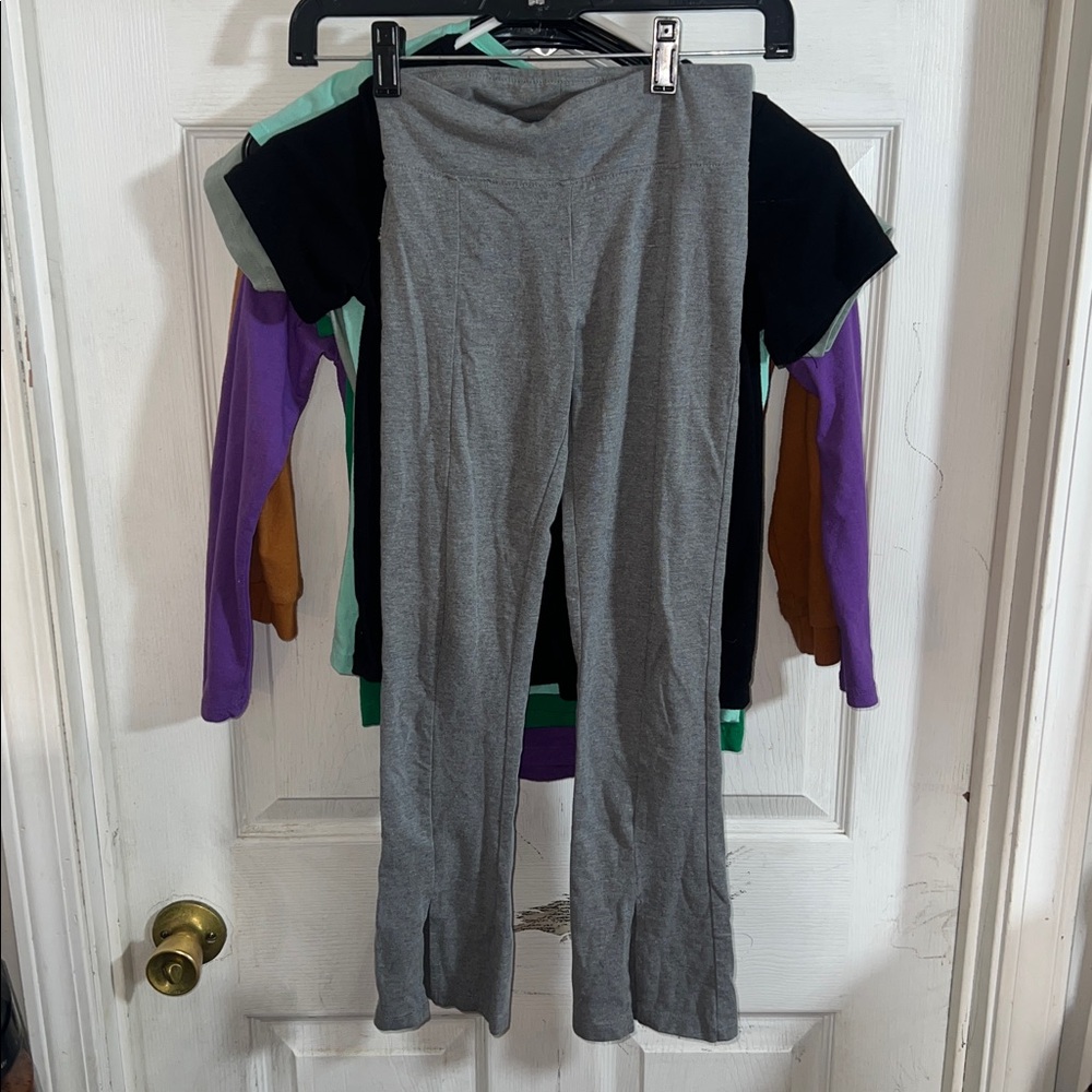 Girls bundle!! - 6 tops & 1 pair of leggings - see pics